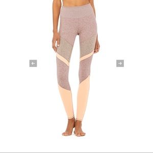 HIGH-WAIST ALOSOFT SHEILA LEGGING